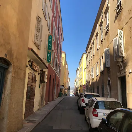 Au Calme En Plein Coeur D'ajaccio *